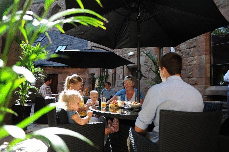 Peckforton Castle タルボリー エクステリア 写真